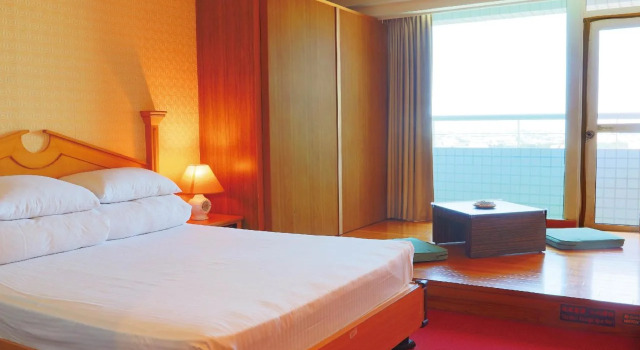 Uni Resort- Lukang