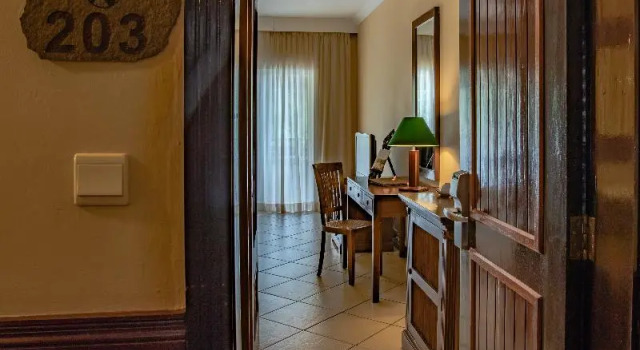 Двухместный номер Standard с балконом Aanari Hotel & Spa- Mauritius