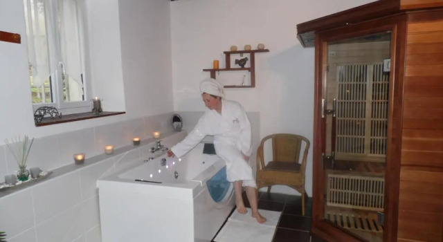 Domaine Des Patrus, Rezerwuj Hotel LʼÉpine-aux-Bois Pikardia