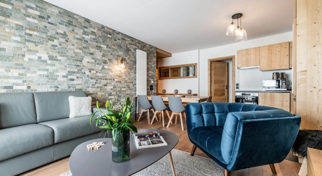 SORBUS - Contemporary Apartment in Luxury Residence