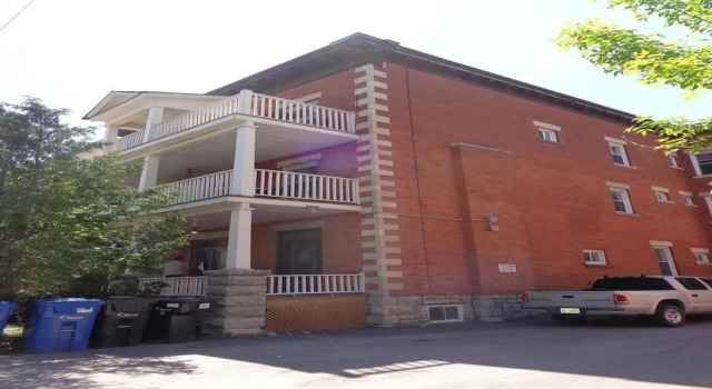 Adib Apartments - 362 Friel St, Unit 7B (Basement), Varaa Huoneisto Ottawa 