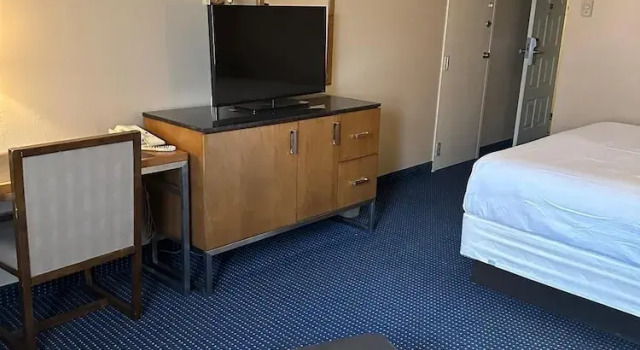 Номер Standard The White House Inn
