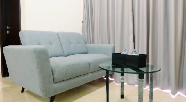 Best Location 2br Menteng Park Apartment, Забронировать Апартаменты/квартира Ментенг Джакарта, рядом с Парк Таман Суропати