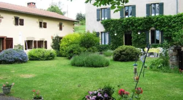 Les Hirondelles, Réserver Appartement Saint-Étienne-sur-Usson 
