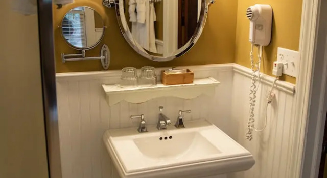 Standard- værelse Williamsburg Sampler B & B
