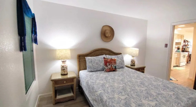 Florence I 305 Minium 1 Bedroom Condo by RedAwning