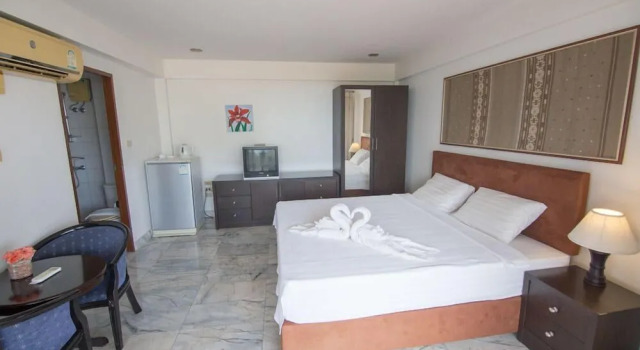 Golden Lion Guesthouse