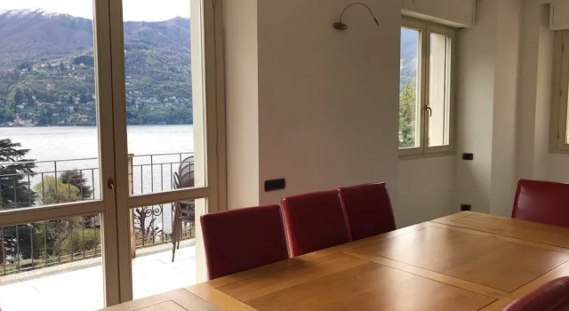Апартаменты Мансарда c 1 комнатой Villa Oliveto with Pool and Lake view