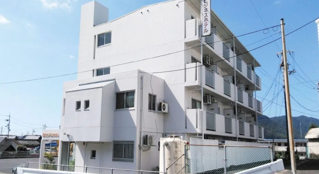 Tabist Motodai Business Hotel Kanonji, Buchen Sie Hotel Kanonji Kagawa
