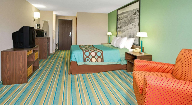 Standard Double room Super 8 by Wyndham Denver Stapleton