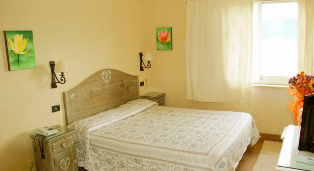 Hotel La Culla Del Lago, Reserva ahora Hotel Hoteles en El Lacio con aparcamiento, Aparcamiento