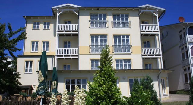 Hotel Garni Meeresgruß, Prenota Hotel Sassnitz Rügen
