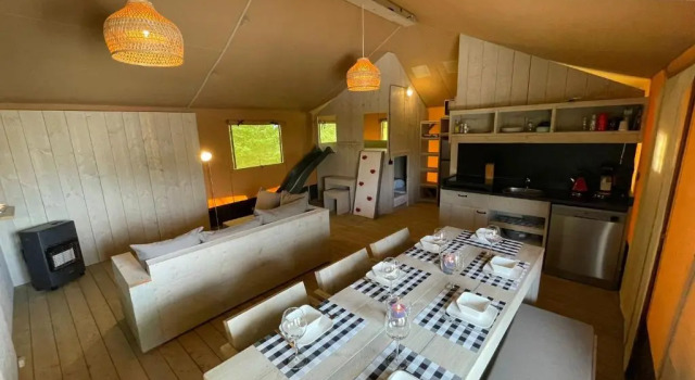 Lodge Friesland, Book Campingplads Hoteller i Frisian lakes med pool, Swimmingpool
