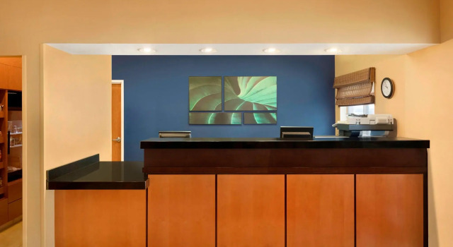 Fairfield Inn & Suites by Marriott Champaign, Забронировать Отель Отели Иллинойс 3 звезды, 3*