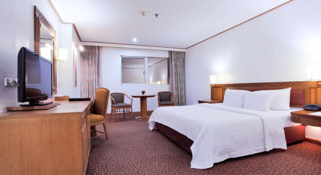 Sima Thani Hotel, Забронировать Отель Накхонратчасима Nakhon Ratchasima Province, рядом с Торговый центр The Mall Korat