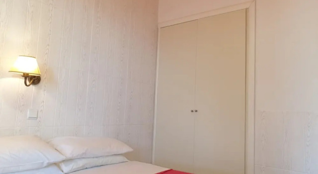 Studio Quiet And Peaceful And Very Relaxing With Kitchen, Shared Pool and Ac