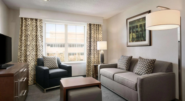 Двухместный номер Premium Homewood Suites by Hilton Greensboro