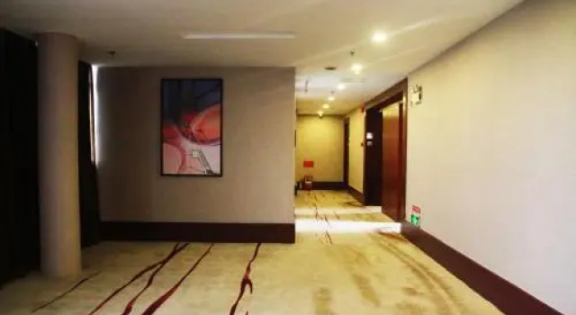 Zhuhai Seaview Hotel, Boek Hotel Hotels in Guangdong met parkeren, Parkeren