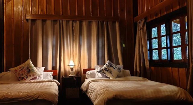 Auberge Plain of Jars - Phouphadeng, Book Hostel Phonsavan Xieng Khouang