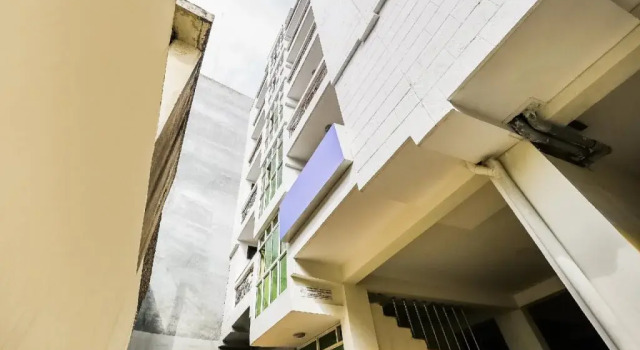 Hotel Charan Pahari, Забронировать Отель Отели Нью-Дели с завтраком, Завтраки
