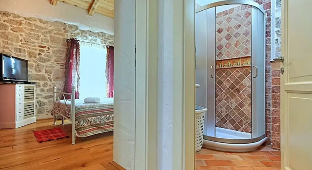 Rustic Villa in Dracevac With Outdoor Pool