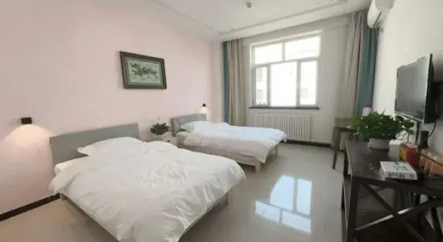 Кровать в общем номере (женский номер) Jiangyuan Ke Hotel (Urumqi Shuimogou)