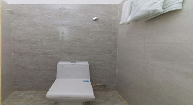 Двухместный номер Standard FabHotel Srujana Stay Inn