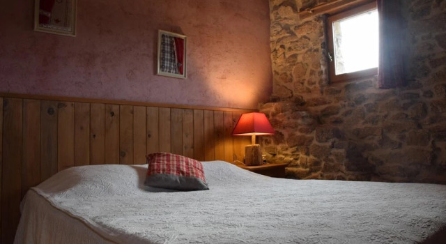 House With 2 Bedrooms In Le Bez, With Wonderful Mountain View, Furnished Garden And Wifi, Varaa Hotelli Le Bez 