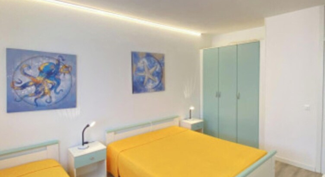 Inviting Apartment Near the Beach, Book Lejlighed Hoteller i Friuli Venezia Giulia med parkering, Parkering