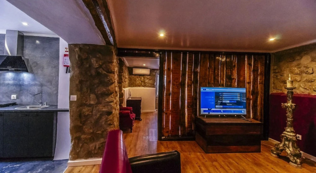 Memórias Charme Residences, Забронировать Отель Отели Ковильян 3 звезды, рядом с University of Beira Interior, 3*