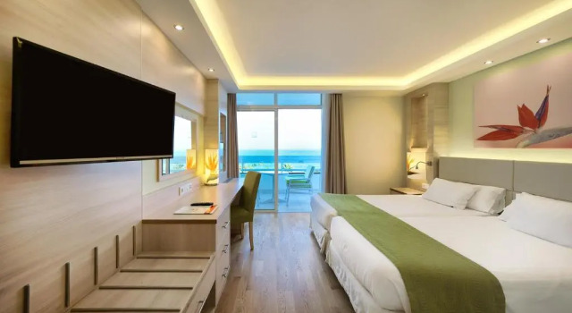 Двухместный номер Standard с видом на море Bull Costa Canaria & Spa