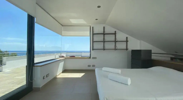 Вилла TarracoHomes, TH52 Villa Lighthouse con Piscina Privada, Terraza, y Vistas al Mar