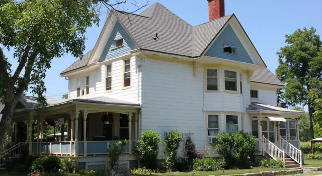 Green Oaks Bed and Breakfast