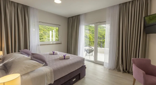 Villa Romance, Buchen Sie Villa Hotels in Gespanschaft Split-Dalmatien mit Pool, Schwimmbad