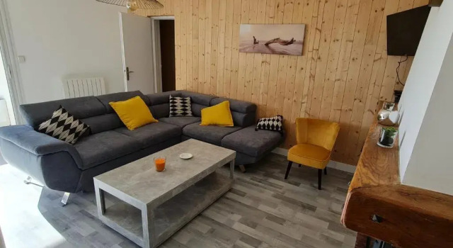 Апартаменты Appartement Le Mauriac Véranda plein sud 6 personnes