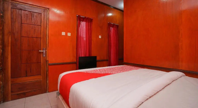 OYO 2120 Pieter Homestay Bromo, Book Hotel Hotels in Bromo with Parking, Parking