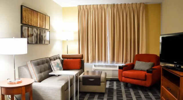 Четырёхместный люкс с 2 комнатами TownePlace Suites Stafford