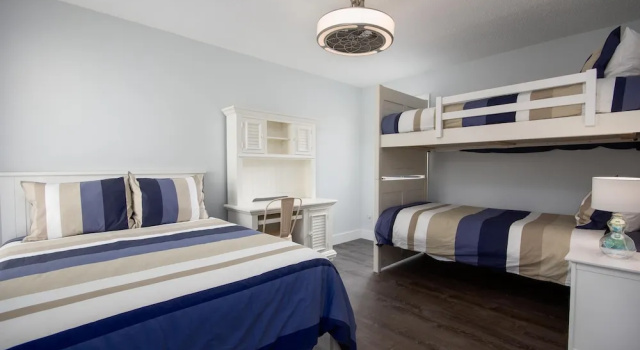 Коттедж с балконом Sandpiper Village 716