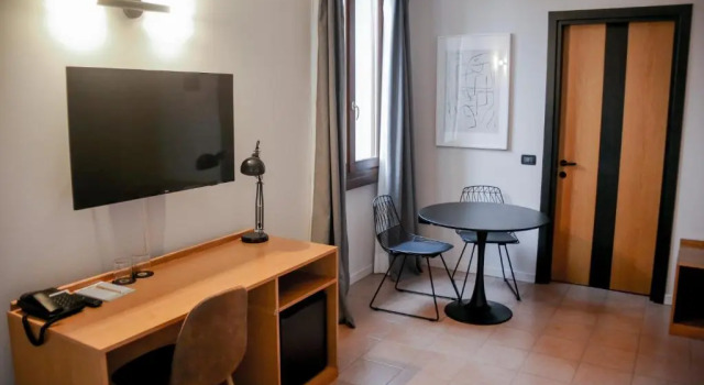 Полулюкс Hotel Ristorante Sensole