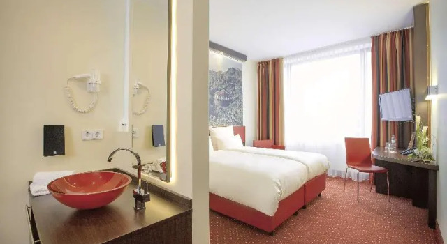 Двухместный номер Standard PLAZA Premium Berlin Kurfürstendamm