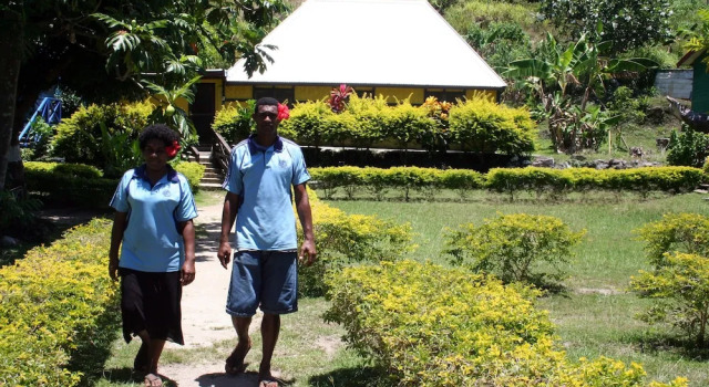 Бунгало Ratu Kini Backpackers & Dive Resort