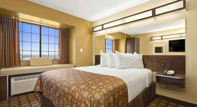 Microtel Inn & Suites by Wyndham Round Rock