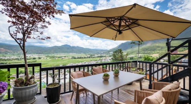 Shaxi Wangxi B&B, Prenota Bed & breakfast Hotel a Shaxi con parcheggio, Parcheggio