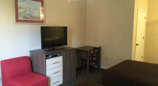 Четырёхместный номер Standard Beachview Inn