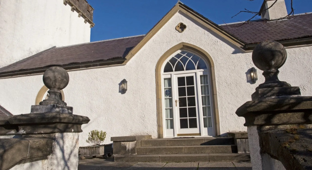 Armadale Castle Cabins, Забронировать Отель Ардвасар Остров Скай