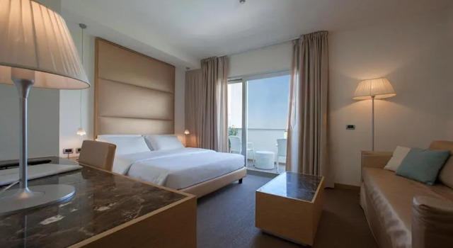 Полулюкс Comfort Hotel Delle Nazioni