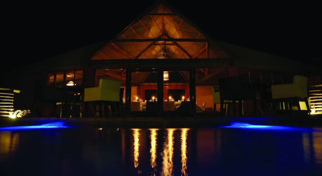 Intu Africa Suricate Tented Kalahari Lodge, Prenota Hotel Kalahari Desert Namibia