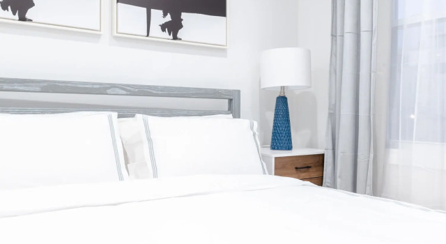 323-1 Specious 2BR Williamsburg, Buchen Sie Hotel New York 