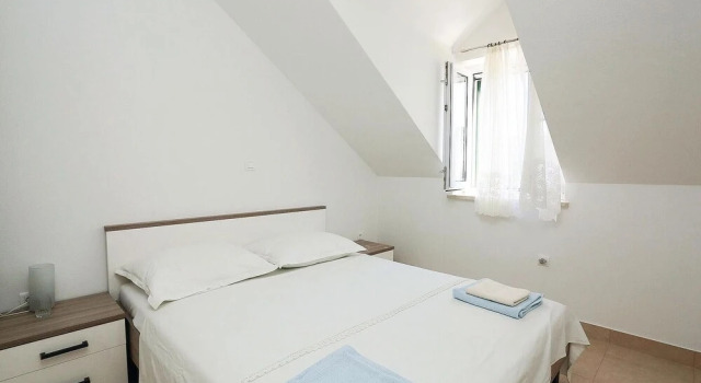 Pet Friendly Home In Pucisca With Wifi, Prenota Hotel Pučišća 