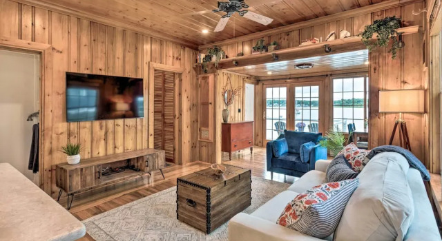 Charming Bristol Cottage with Private Beach, Réserver Maison de vacances Bristol Rhode Island